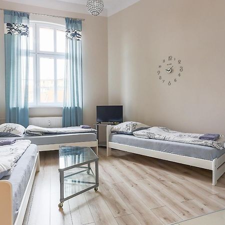 Three Single Beds Apartment Torun Luaran gambar