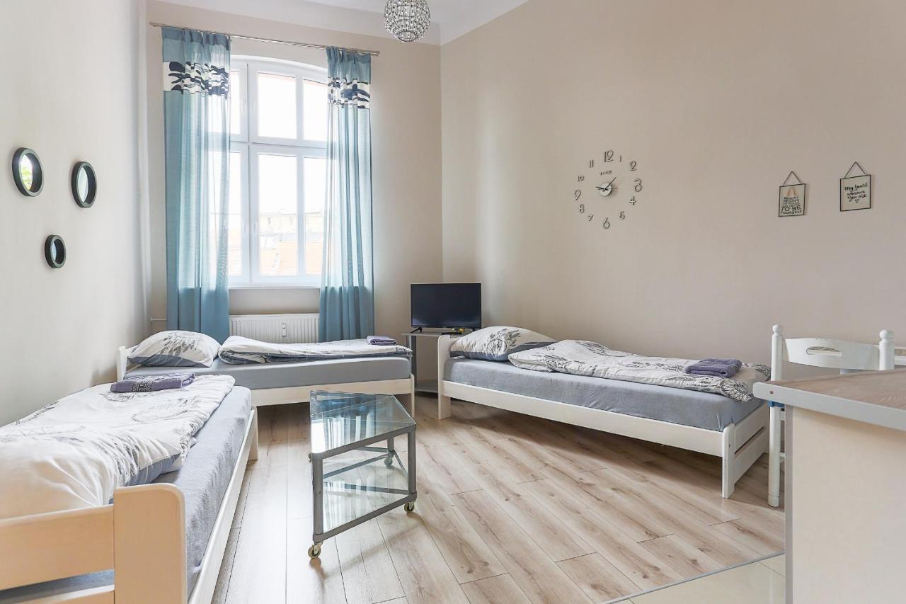Three Single Beds Apartment Torun Luaran gambar