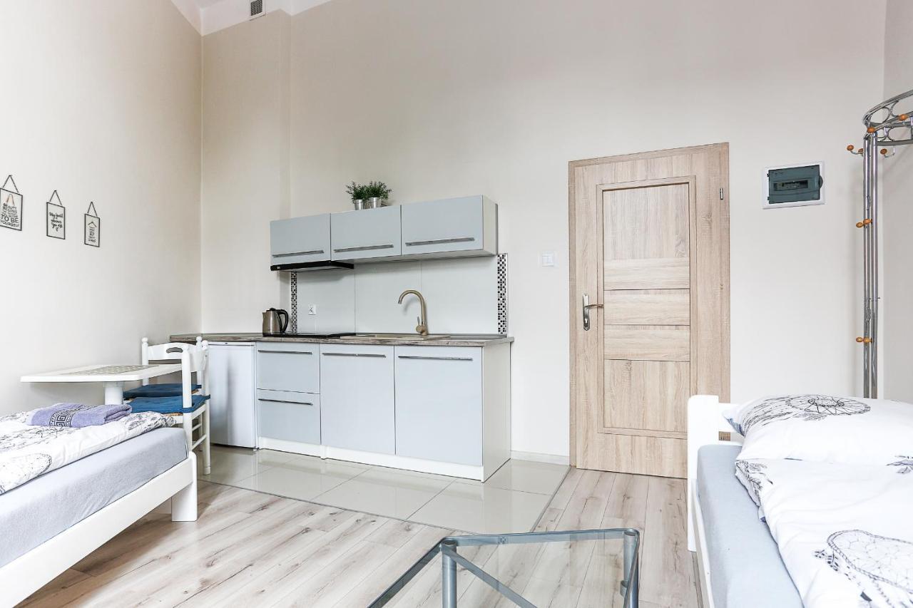 Three Single Beds Apartment Torun Luaran gambar